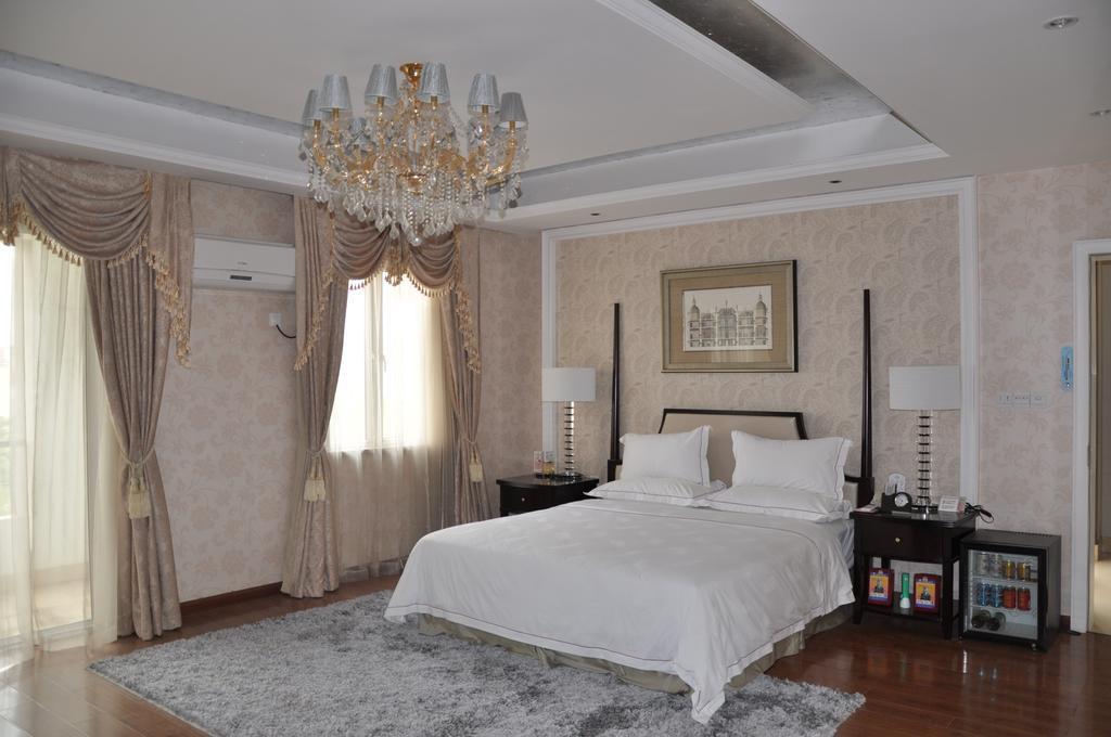Country Garden Phoenix Hotel Jingmen Dış mekan fotoğraf