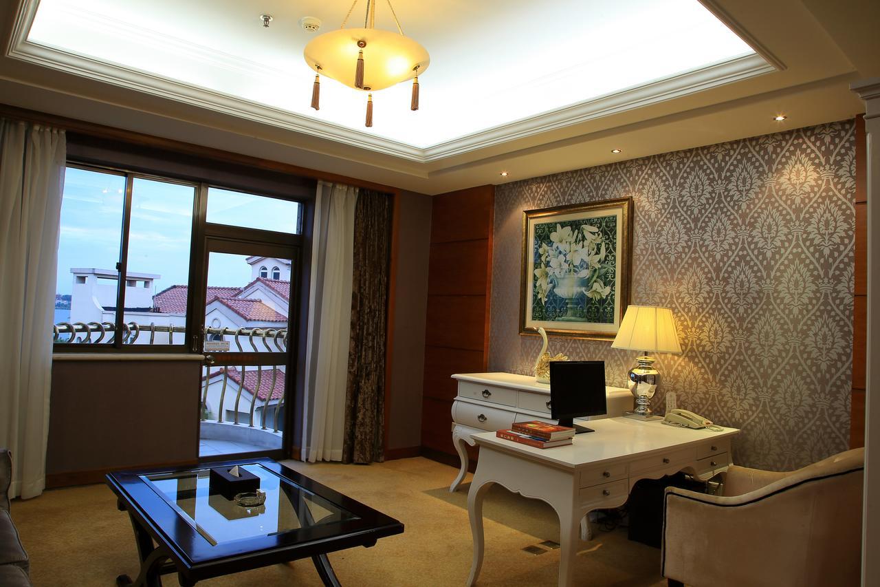 Country Garden Phoenix Hotel Jingmen Dış mekan fotoğraf