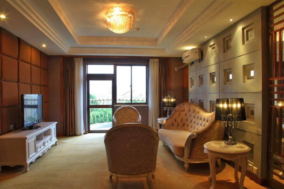 Country Garden Phoenix Hotel Jingmen Dış mekan fotoğraf