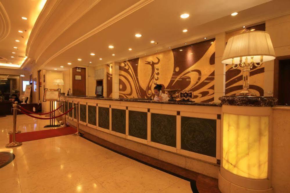 Country Garden Phoenix Hotel Jingmen Dış mekan fotoğraf