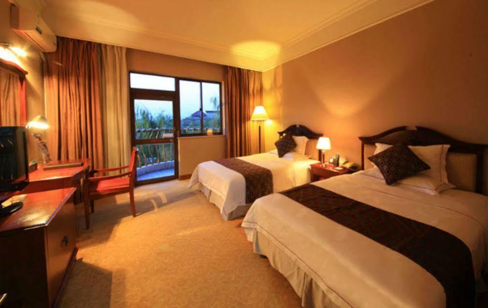 Country Garden Phoenix Hotel Jingmen Dış mekan fotoğraf