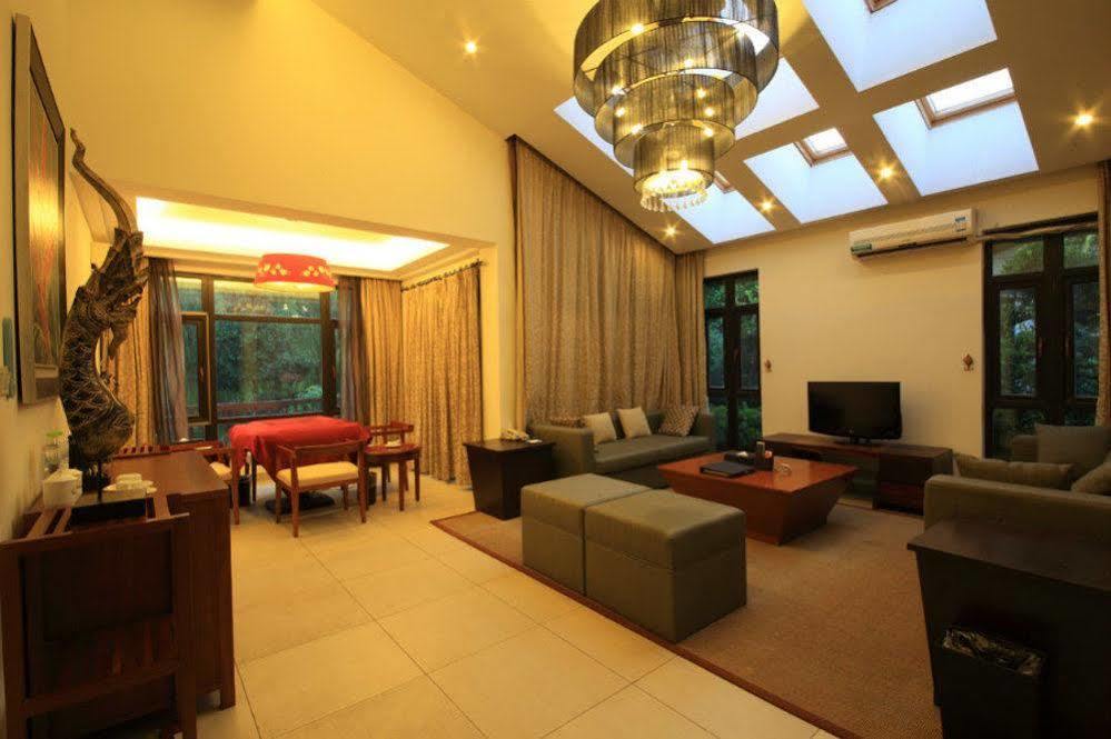 Country Garden Phoenix Hotel Jingmen Dış mekan fotoğraf