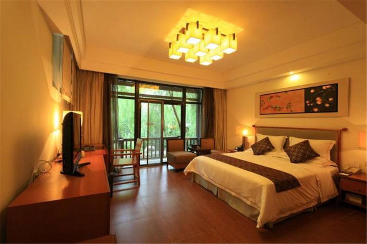 Country Garden Phoenix Hotel Jingmen Dış mekan fotoğraf