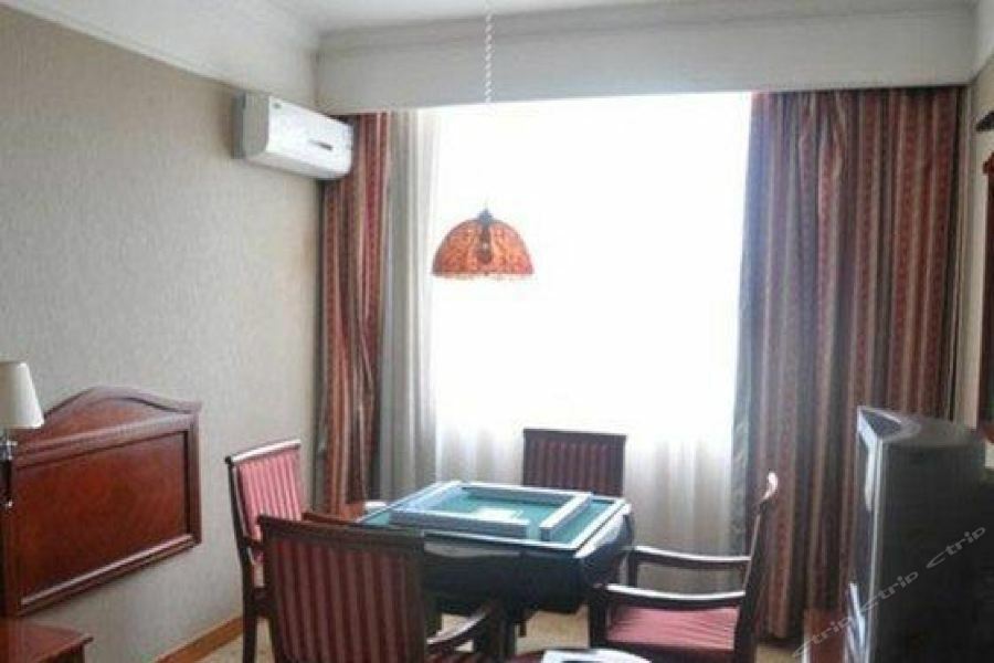 Country Garden Phoenix Hotel Jingmen Dış mekan fotoğraf